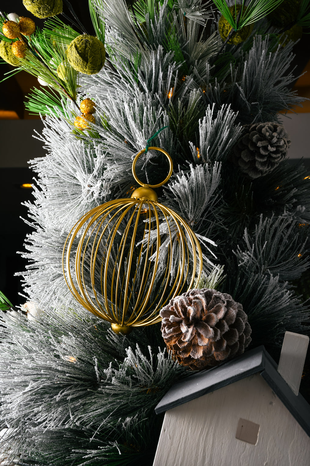 Esfera Globo Jai Dorada Chica