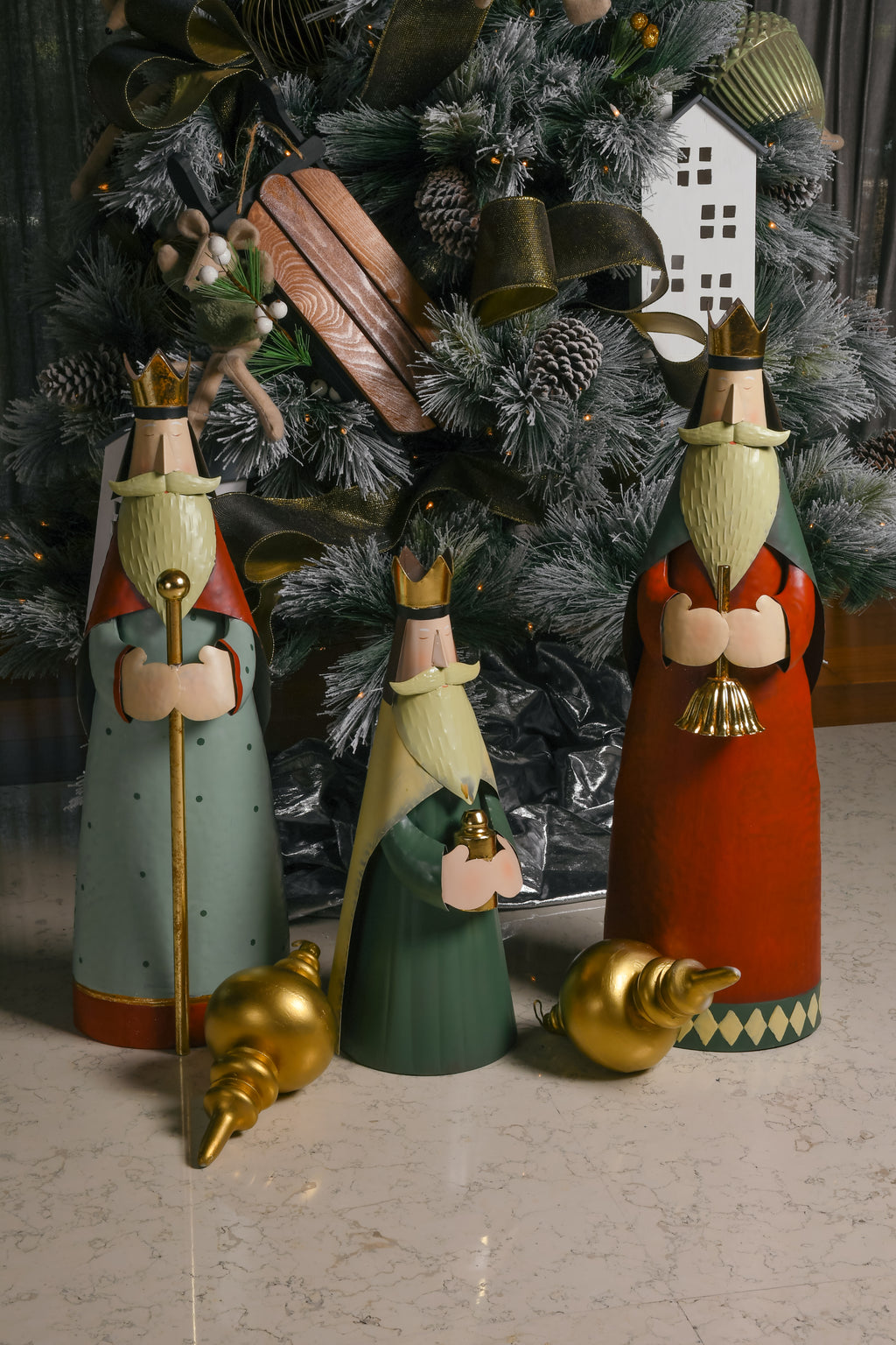 Esferas Doradas de Trompo