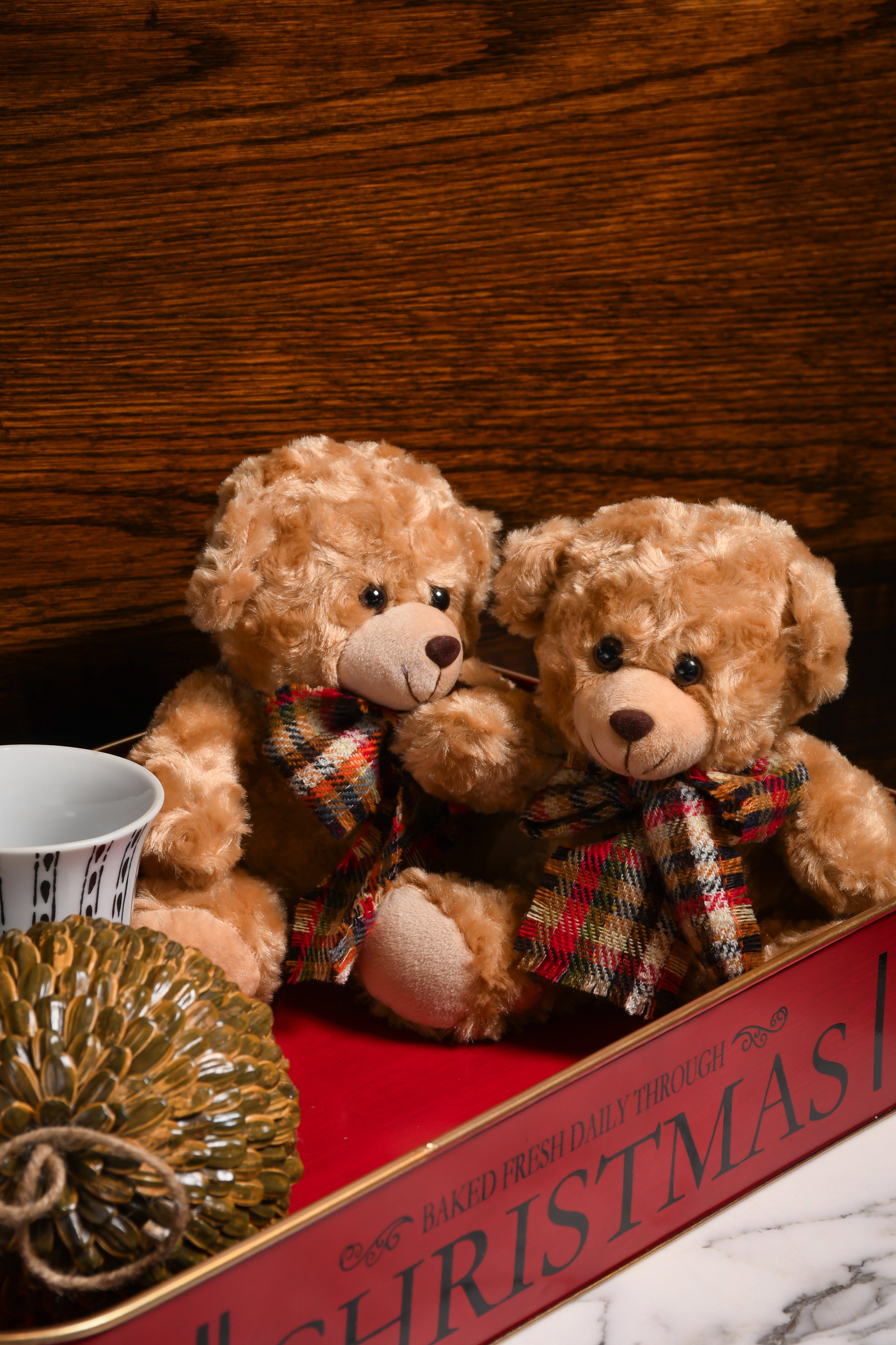 Charolas Metal Christmas